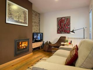 2br Fireplace Historic Village - Castelo Novo - 8