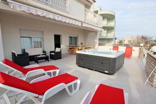 Apartment Sweet with Jaccuzi&Sea View - Seget Vranjica - 9