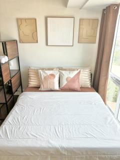 Studio Beside Abreeza Ayala Mall - Davao - 9