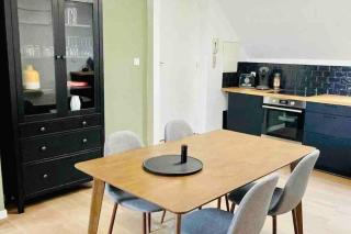 Rare Pépite - Duplex confortable au cœur des Places - 1