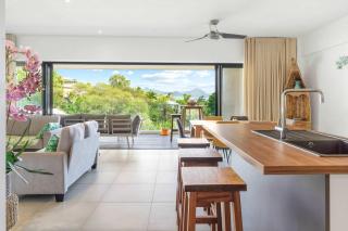 Samba Living - Jacuzzi & Mountain View - Rivière Noire - 9