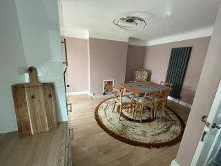 Surrey Street Retreat - Wallasey - 3