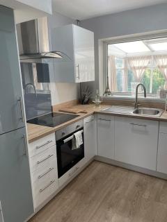 Surrey Street Retreat - 4