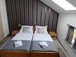 Guest House Toic - Korenica - 3
