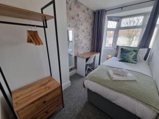 Southmead Place by Cliftonvalley Apartments - Bristol - 8
