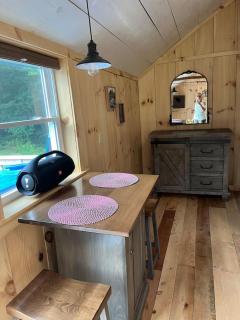 Couples Retreat - The HayLoft- Rustic Escape For 2 - Oakland - 1