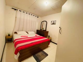 Che place - Negombo - 0