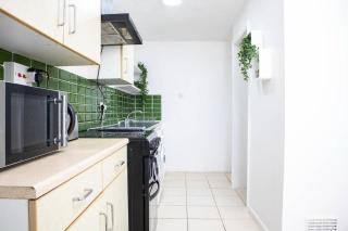 Cozy Apartment next to AO Arena with Free Parking - Manchester - 1