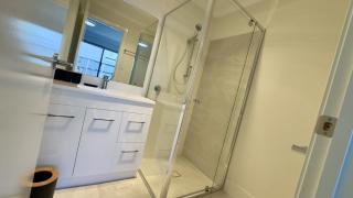 Brand-New Unit in a Modern Complex – Your Perfect Getaway! - Williamstown - 5