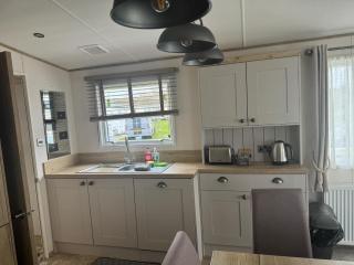 Luxury 2 Bedroom van linen included Pets go Free - Hunstanton - 5