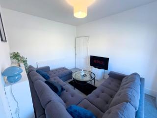Spacious 3 Bed Apartment, 10 mins from Wembley Stadium with Private Garden - Londra - 4