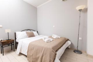 La Pietra Corfiot downtown apartment - - 8