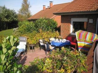 Ferienhaus mit Strandkorb im Urlauberdorf Boltenhagen - Boltenhagen - 0