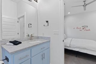 East Austin Gem Hot tub Perfect Location - Austin - 7