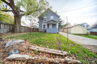 Kenmore Akron 3 bedroom 1 bath - 6