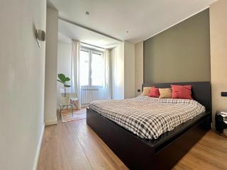 BIG Luxury - California M4 - Mailand - 5