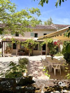 Greengates Rose Cottage Beautiful rural French home Hot tub Heated pool - Chives - 8