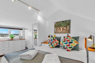 On the Water 6 with Free Parking By My Getaways - Brighton & Hove - 7
