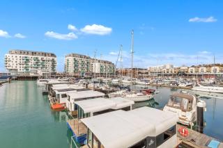 On the Water 6 with Free Parking By My Getaways - Brighton & Hove - 2