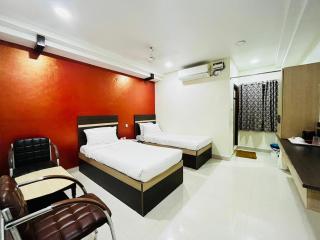 HOTEL BHAKTHA Nivas Residency - Tirupati - 4