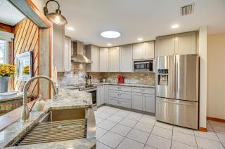 Private Outdoor Oasis Luxe Palm Coast Retreat - 3