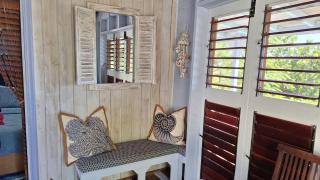 Tranquil 1 Bedroom Cottage - 4