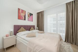 Stylowy Apartament z Balkonem i Wanną by Noclegi Renters - Wrocław - 9