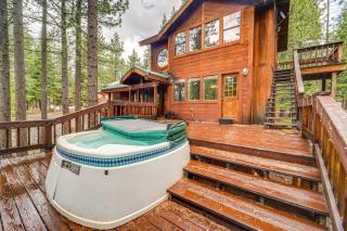 Deck with Hot Tub Serene Cabin in Truckee - 0