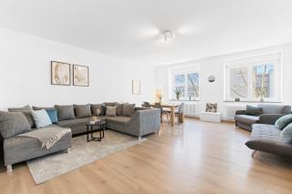 - NEU - Große & gemütliche 3 Zimmer Wohnung - Neulsenburg - 2