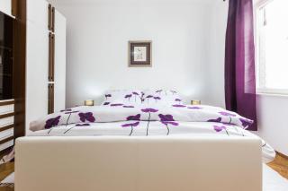 Apartments & Rooms Hosana - 1