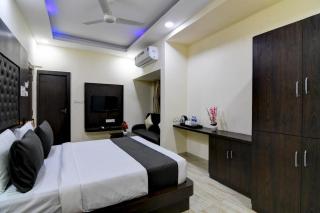 The Elgin Hotel - Calcuta - 4