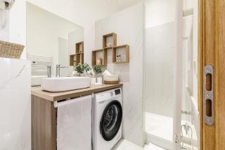Old town Antibes Superb new flat, for 3, AC, Wi-Fi - Antibes - 1