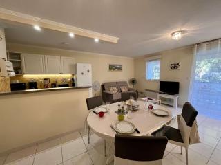 Appartement 2P avec Balcon Proche Centre et Plages - Parking Inclus, Cavalaire - FR-1-226B-127 - 7