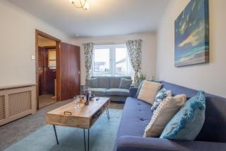 Glasgow, spacious, 2 bed with parking - 8