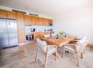 La Amada Residences Private Beach Getaway with Pools & Gym - 3