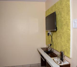 Hotel City Comfort - Madgaon - 8