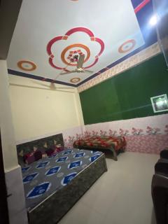 Radha ballabh dham - Vrindāvan - 5