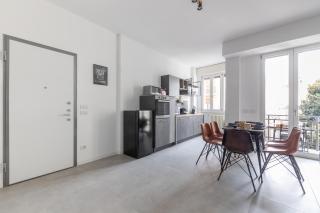 Modern and Comfortable Apartment in Cenisio Area - Milan - 2