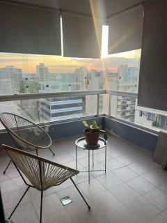 Excelente departamento con ubicación ideal - Buenos Aires - 1