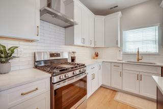 Walk to Beach Spacious Condo in North Wildwood! - 1