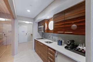 Stylish Oceanview Apartment Prime Location - Fort Lauderdale - 7