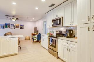 3 Mi to Crescent Beach Pet-Friendly Oasis! - 3