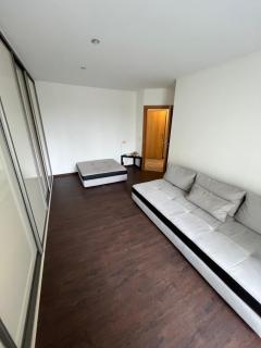 Butterfly Residence,165m2 Spacious Apartment with 4 Free Parking Spaces,Playground and Gym - Bratislava - 3