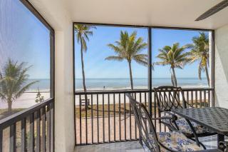 Seaside 101- Oceanview 2BR 2BA Condo with Pool, Steps to Beach condo - Fort Myers Beach - 9