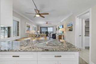 Seaside 101- Oceanview 2BR 2BA Condo with Pool, Steps to Beach condo - Fort Myers Beach - 5
