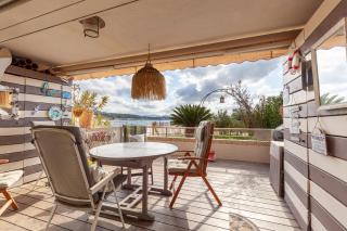 Les pieds dans l'eau - 0