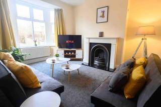 Beechwood House - ICC & Celtic Manor - Parking - WIFI - Newport - 0
