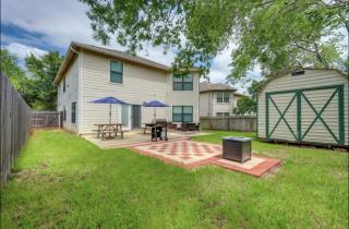 Walk to Tx State 5 beds Firepit Grill - San Marcos - 9