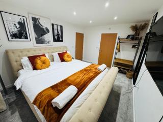 Boujee Arty Apartment in City Centre - Bristol - 3