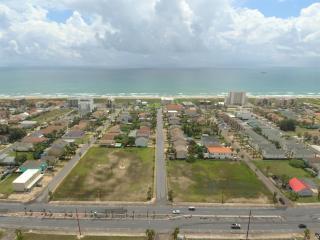 Casa Caracol A - Walk to the Beach! - South Padre Island - 3